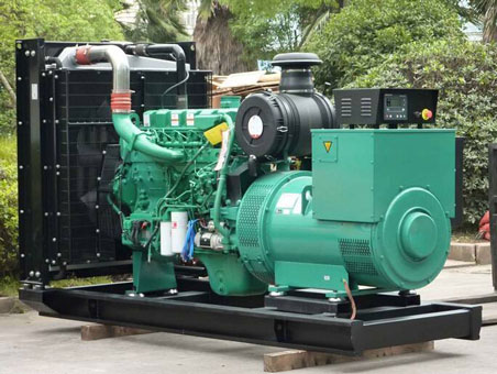 老新镇710kw康明斯柴油发电机组