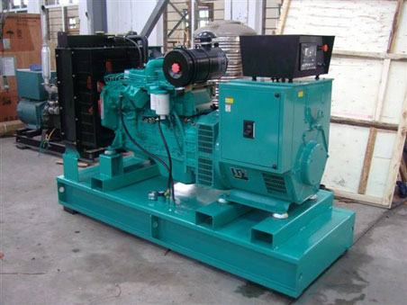 老新镇200kw康明斯柴油发电机组